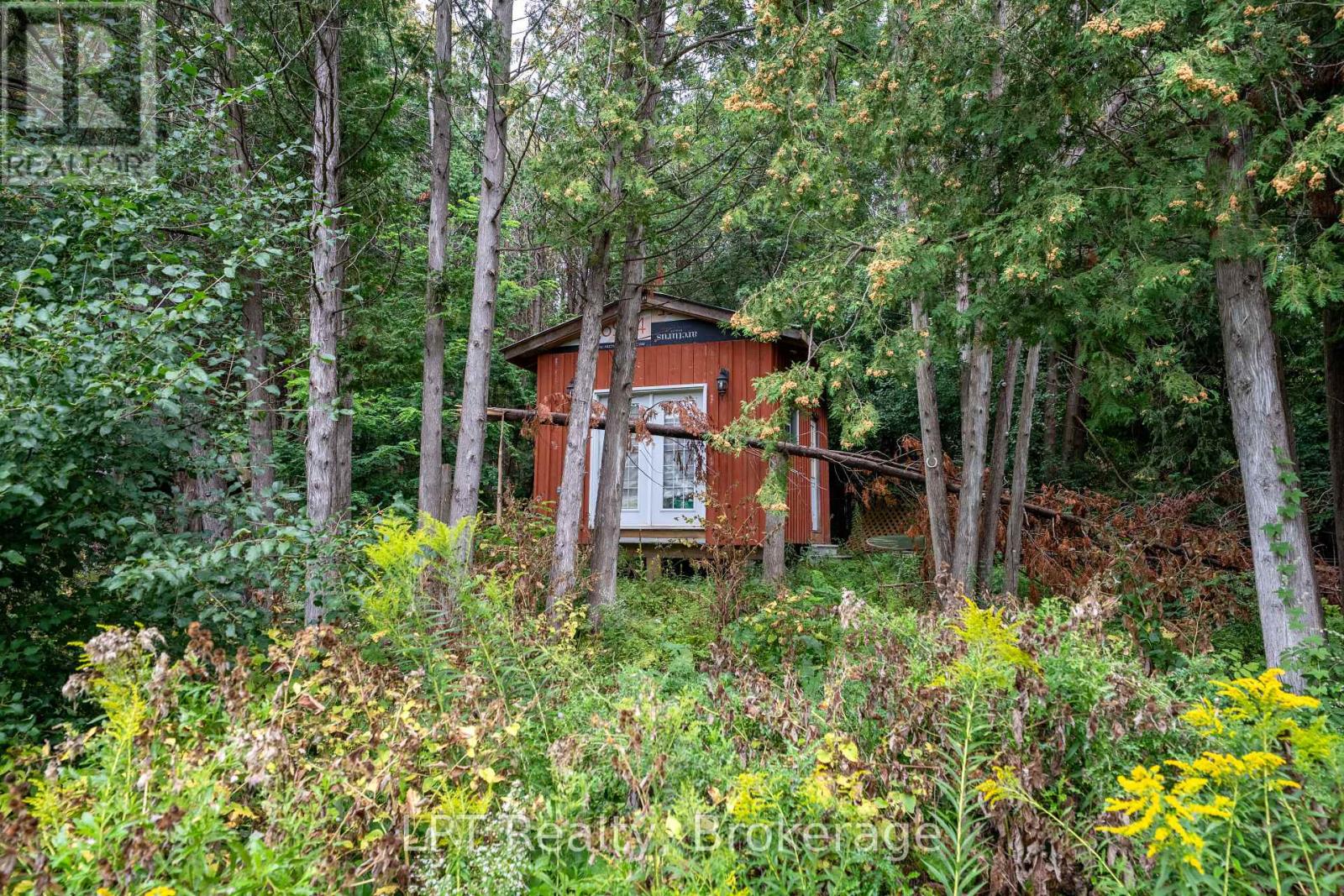 1201 MEADOWVIEW ROAD photo 37