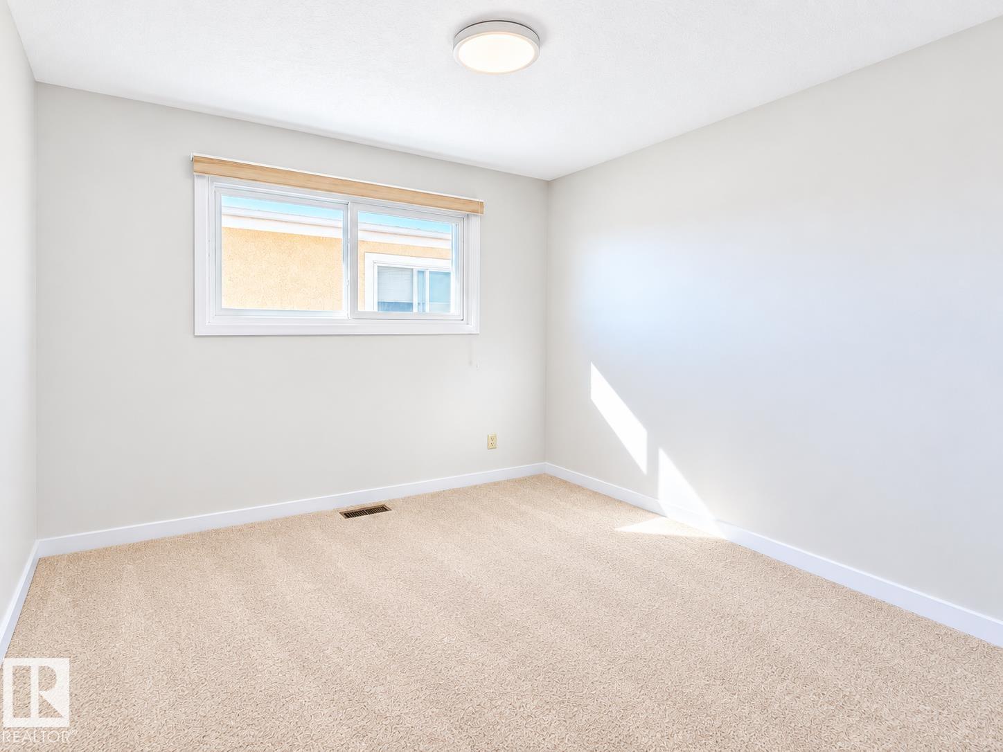 7011 141 Avenue Nw Nw Nw, Edmonton, Alberta  T5C 2M9 - Photo 13 - E4500277