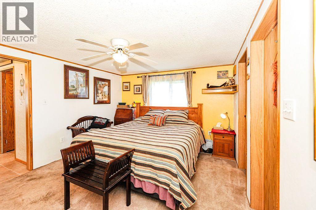 111 1 Street E, Round Hill, Alberta  T0B 3Z0 - Photo 20 - A2343819