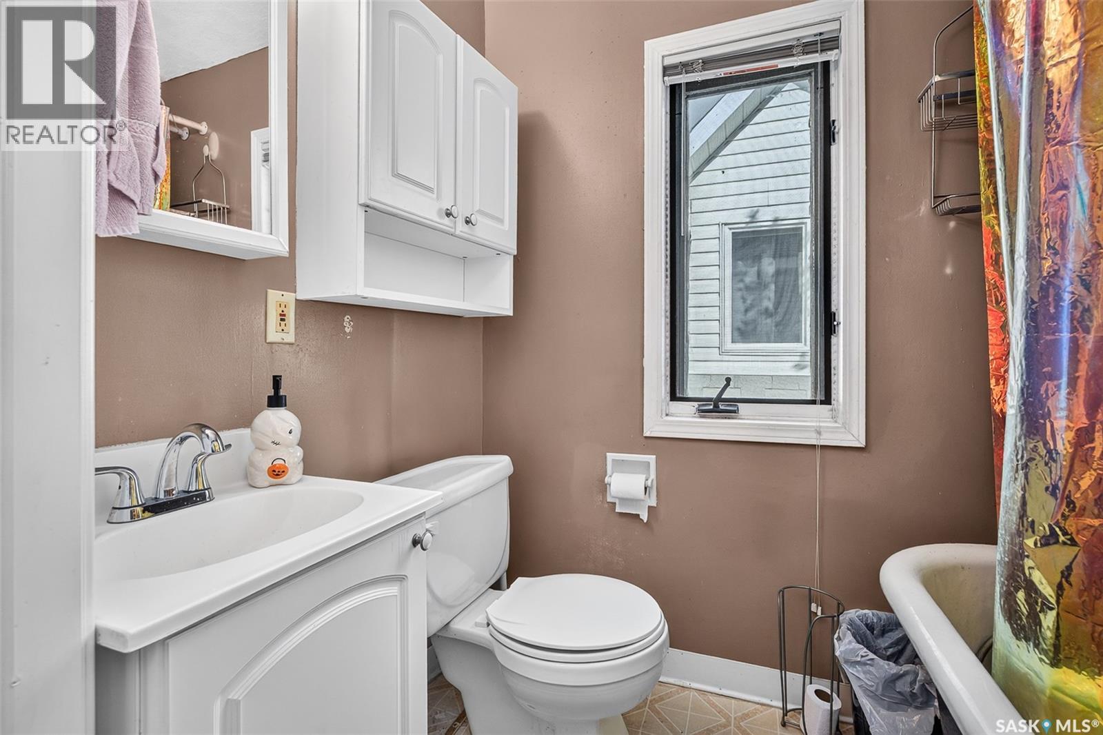 1120 Algoma Avenue, Moose Jaw, Saskatchewan  S6H 3Z6 - Photo 32 - SK048552