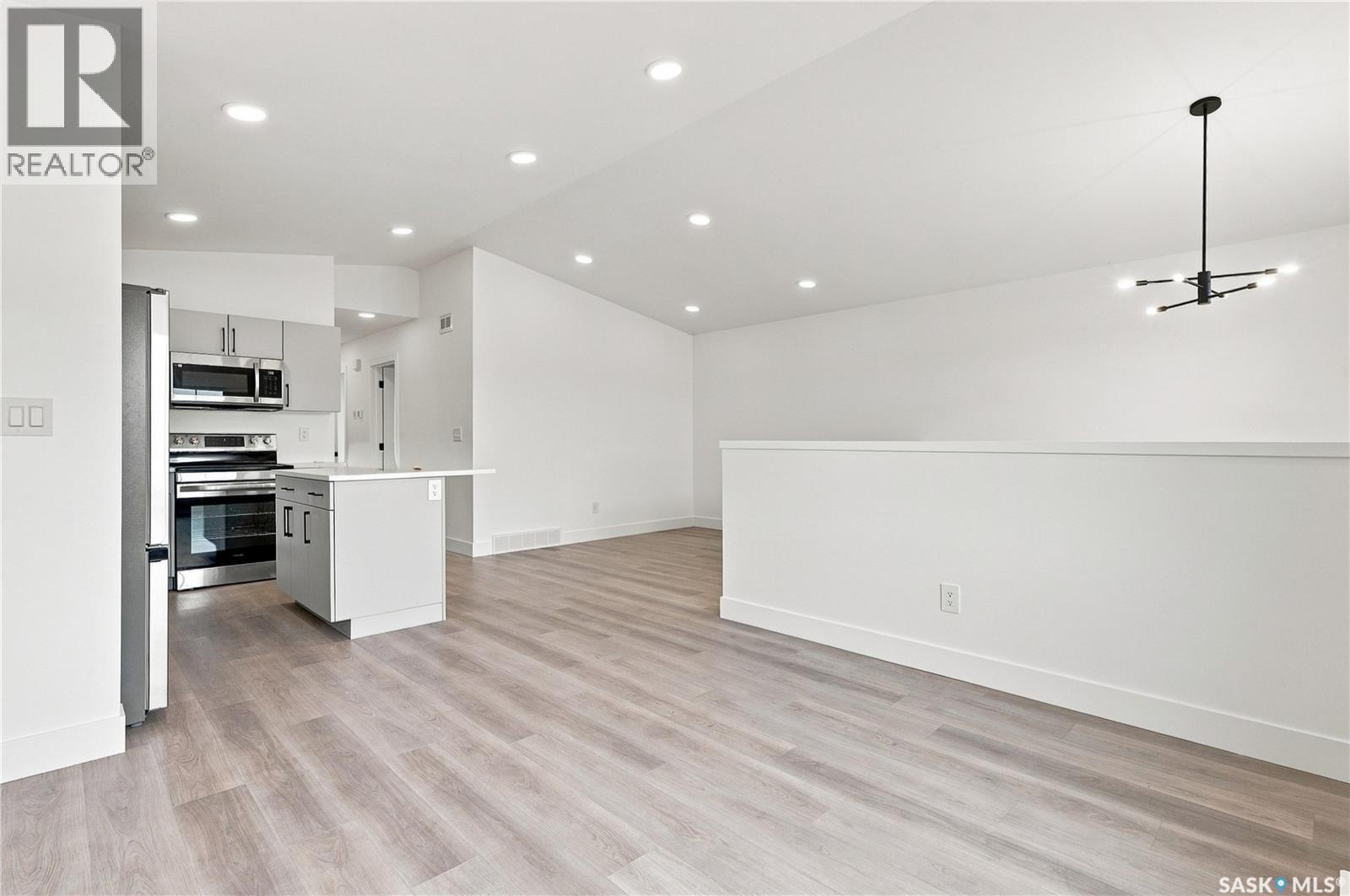 427 Stehwien Street, Saskatoon, Saskatchewan  S7W 1P5 - Photo 11 - SK048448