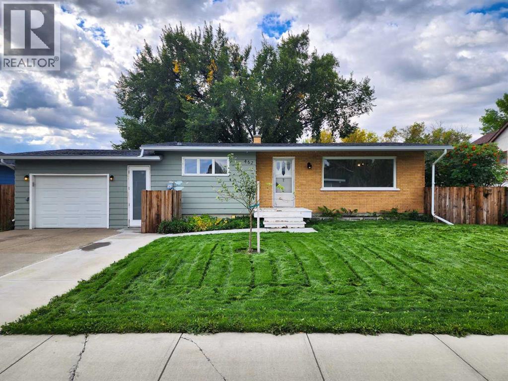 462 28 Street, Fort Macleod, Alberta  T0L 0Z0 - Photo 1 - A2345337