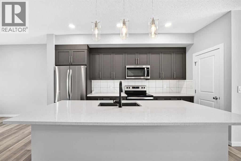 97 Herron Mews NE, Calgary, Alberta  T3P 1Y7 - Photo 9 - A2338211
