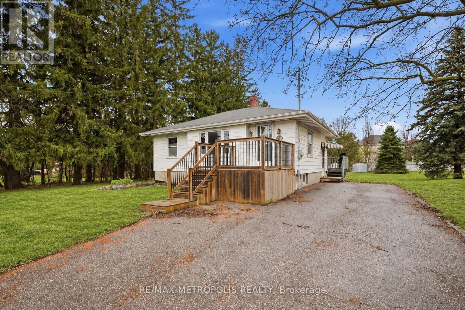 148 WINCHESTER ROAD E, Whitby, Ontario