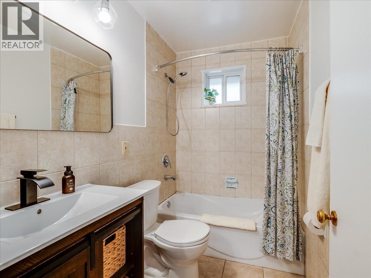 622 Eighth Street, Nelson, British Columbia  V1L 3A7 - Photo 25 - 10400934
