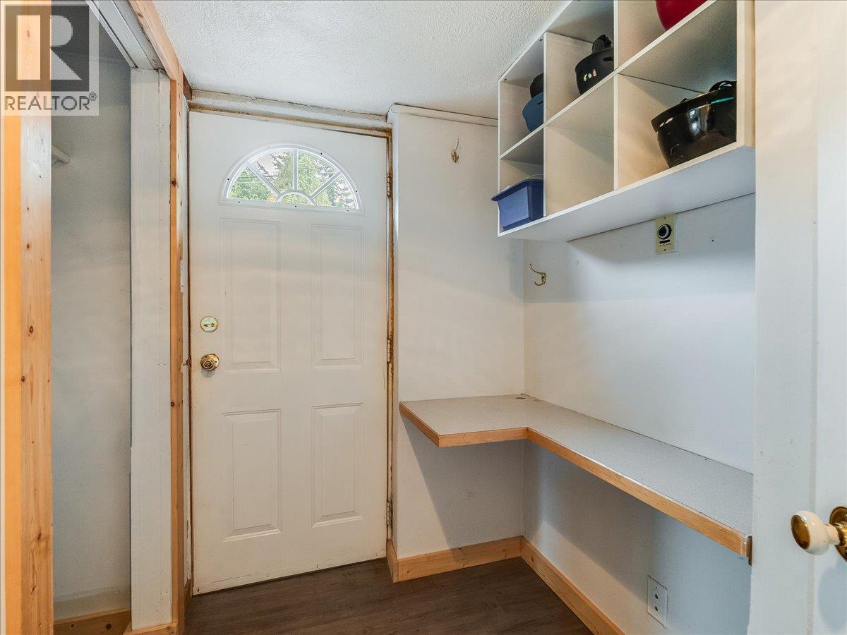 622 Eighth Street, Nelson, British Columbia  V1L 3A7 - Photo 28 - 10400934