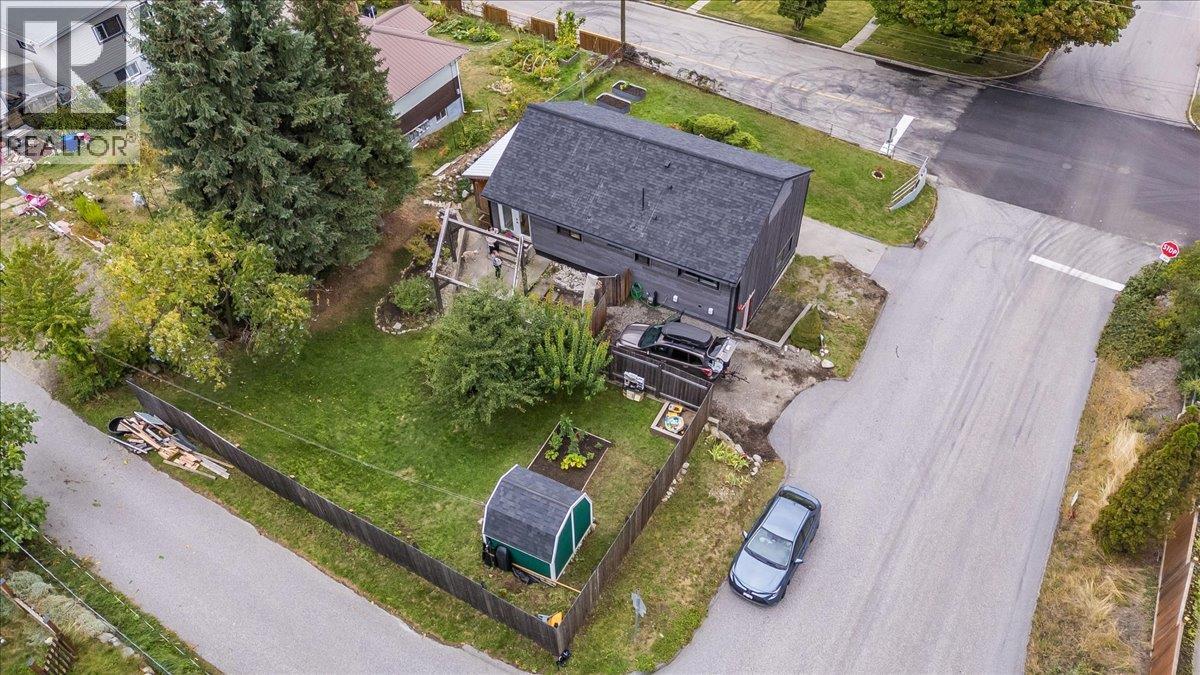 622 Eighth Street, Nelson, British Columbia  V1L 3A7 - Photo 42 - 10400934