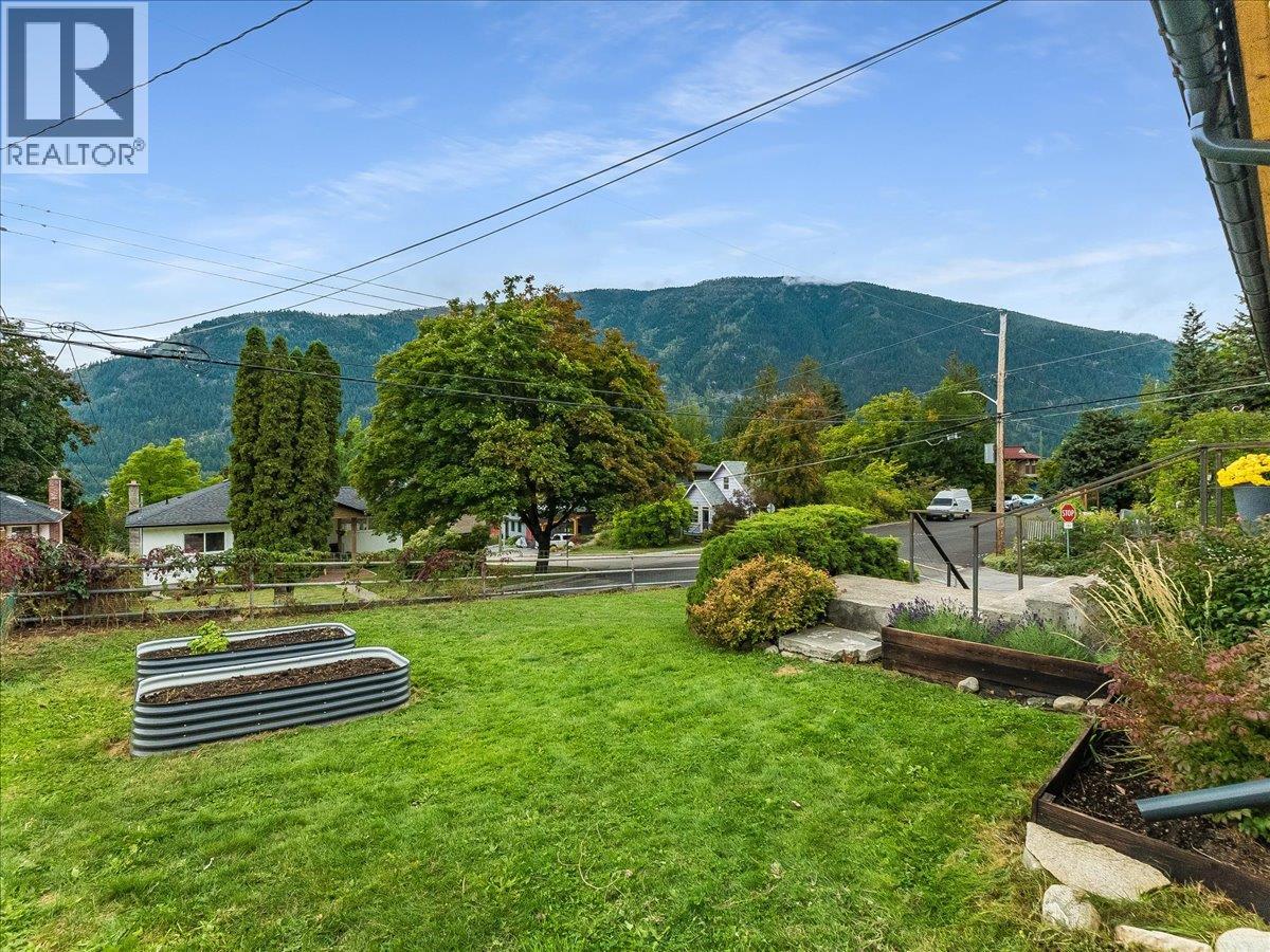 622 Eighth Street, Nelson, British Columbia  V1L 3A7 - Photo 48 - 10400934