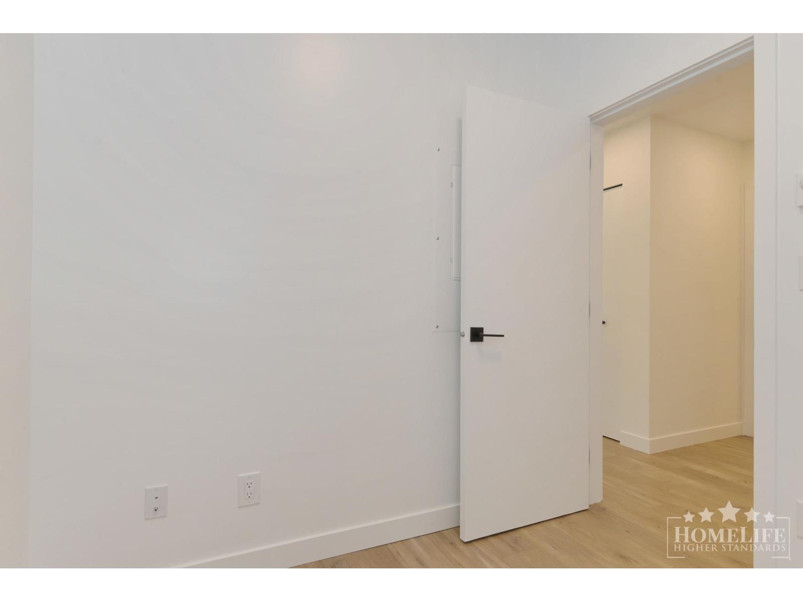 207 14398 60 Avenue, Surrey, British Columbia  V3X 2N5 - Photo 10 - R3166020