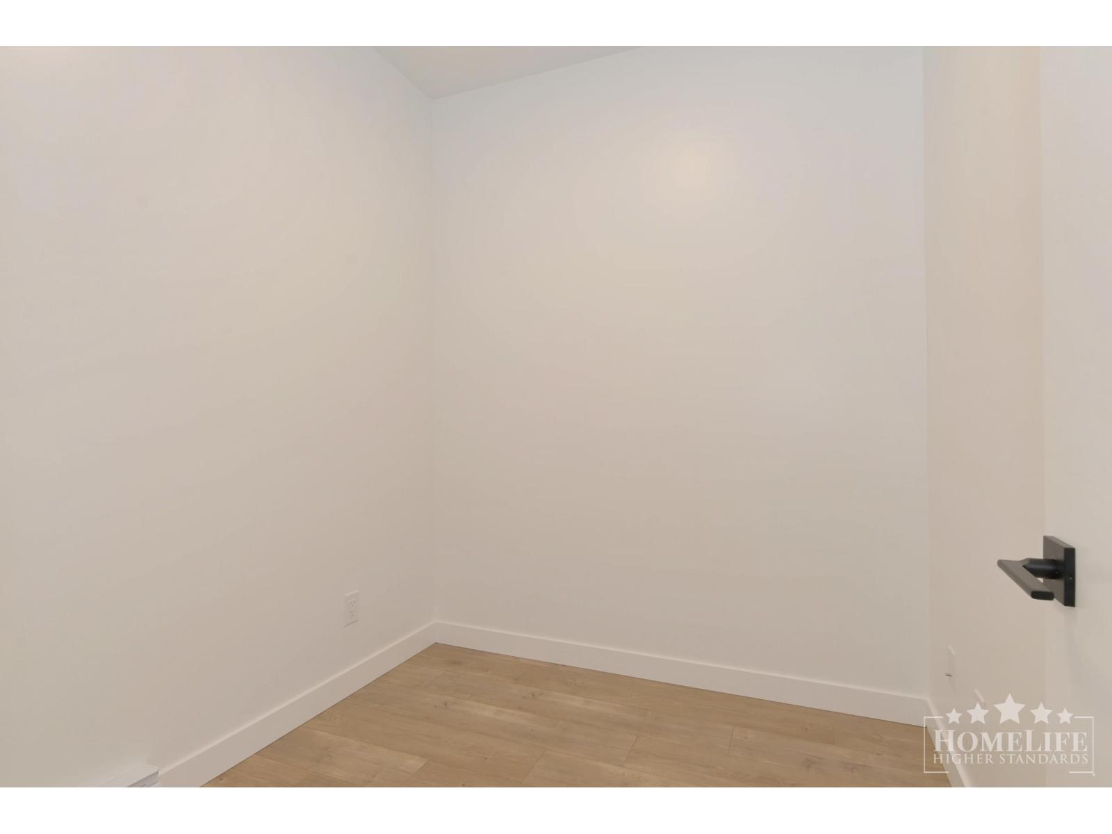 207 14398 60 Avenue, Surrey, British Columbia  V3X 2N5 - Photo 9 - R3166020