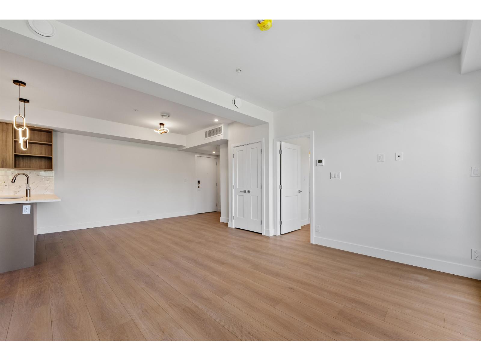 301 2233 156 Street, Surrey, British Columbia  V4A 4V3 - Photo 14 - R3166021