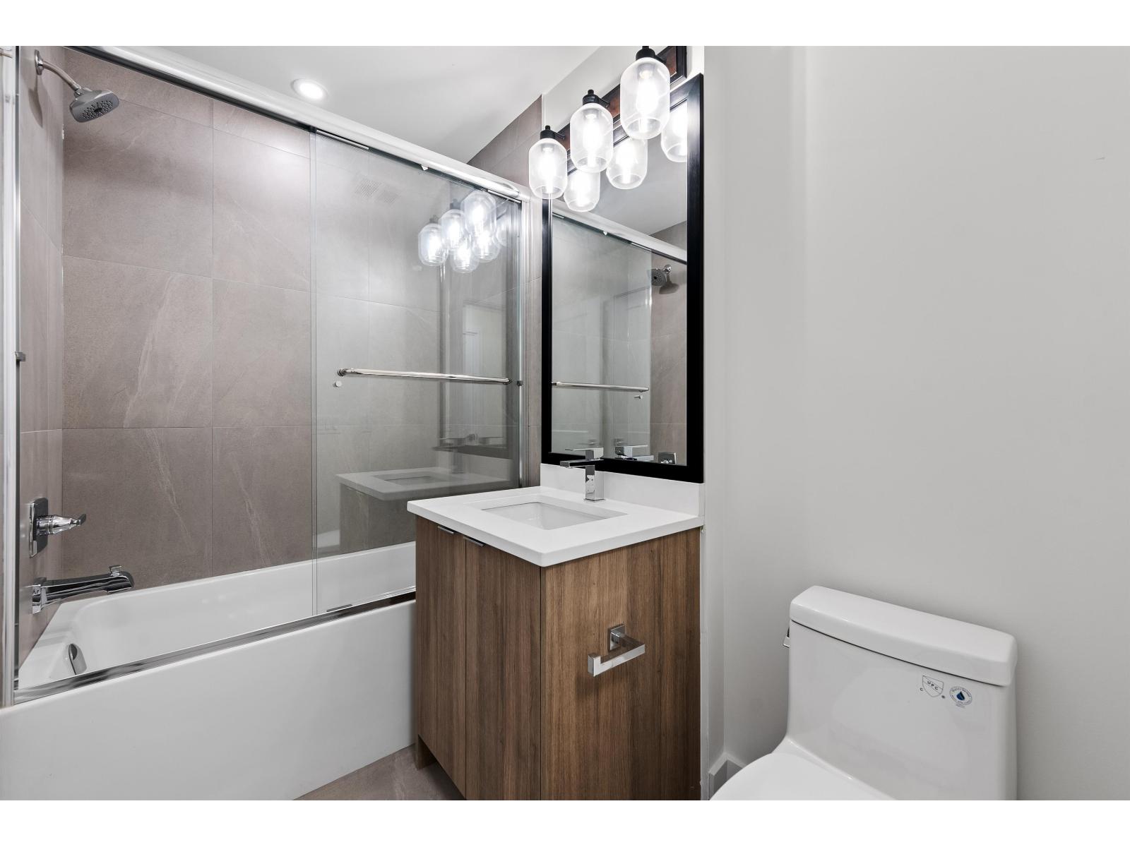 301 2233 156 Street, Surrey, British Columbia  V4A 4V3 - Photo 6 - R3166021