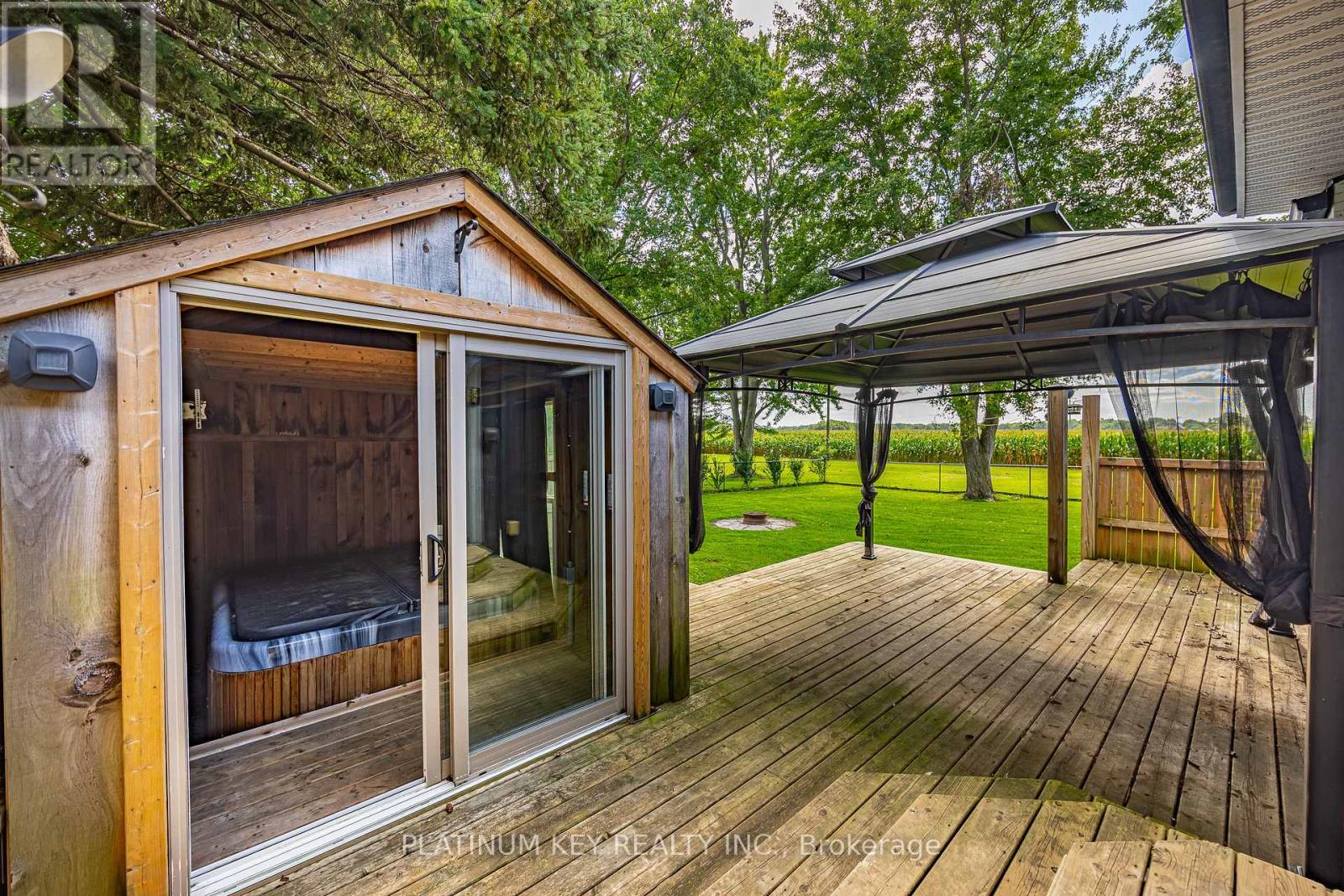 2731 Longwoods Road, Southwest Middlesex, Ontario  N0L 2N0 - Photo 11 - X13788660
