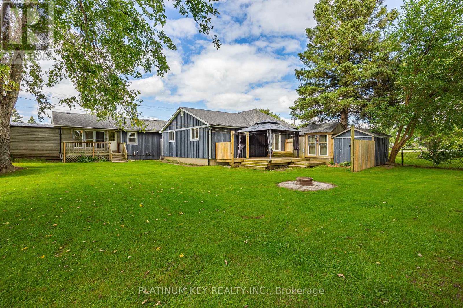 2731 Longwoods Road, Southwest Middlesex, Ontario  N0L 2N0 - Photo 13 - X13788660