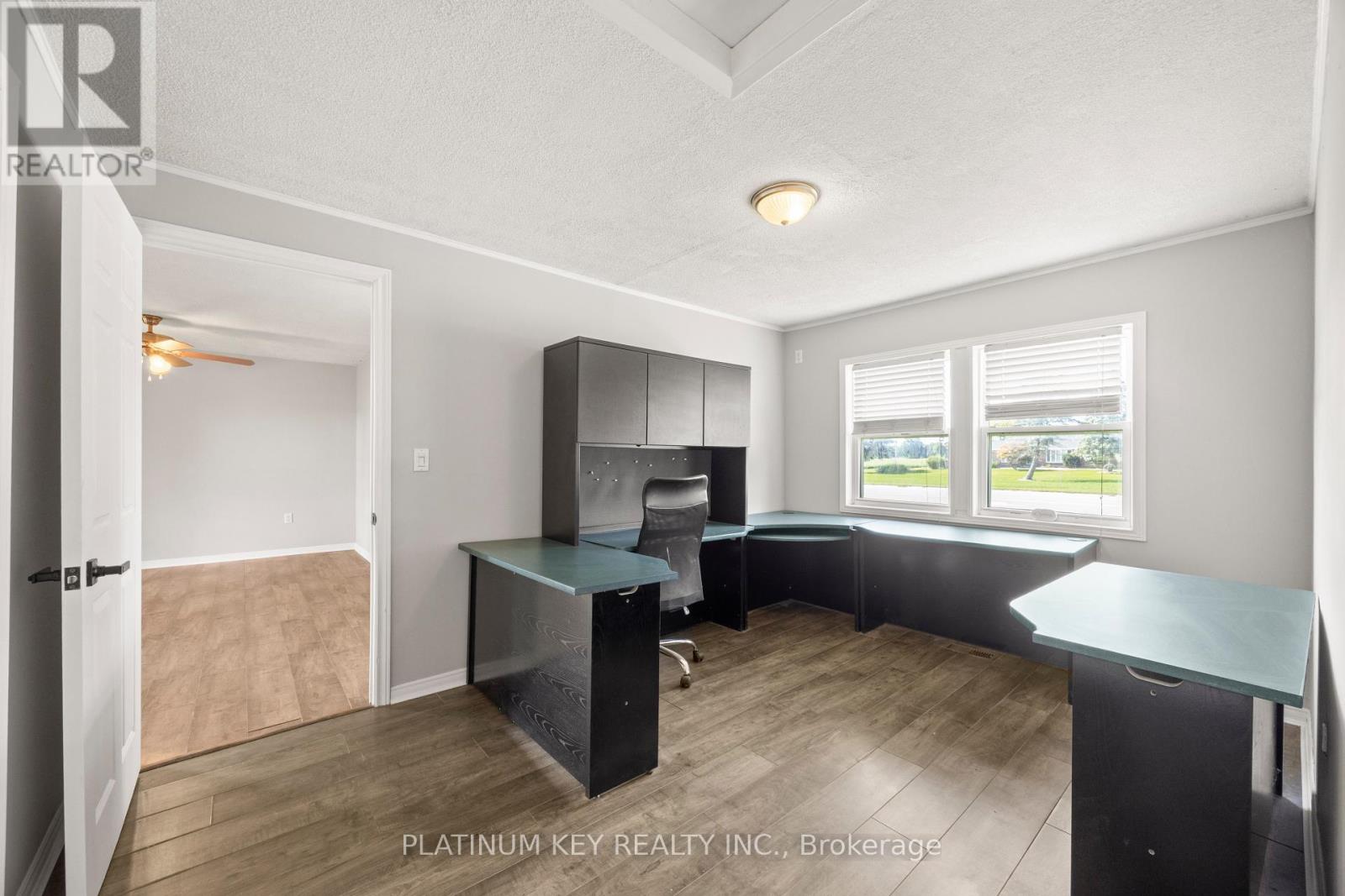 2731 Longwoods Road, Southwest Middlesex, Ontario  N0L 2N0 - Photo 40 - X13788660