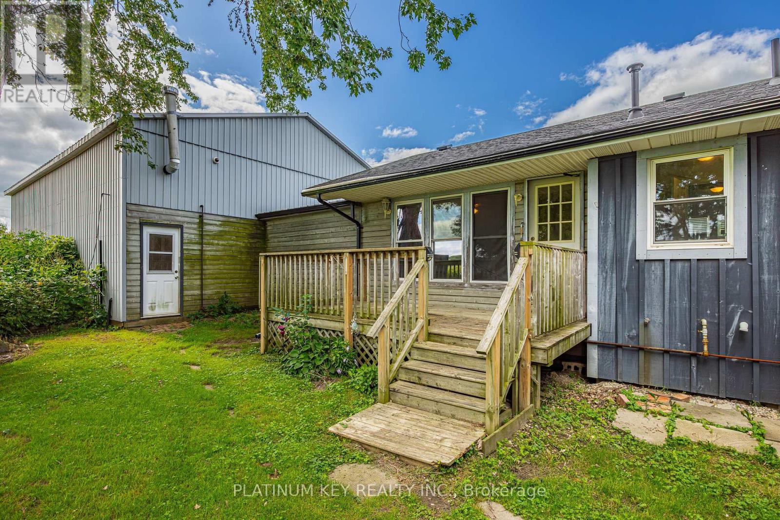 2731 Longwoods Road, Southwest Middlesex, Ontario  N0L 2N0 - Photo 8 - X13788660