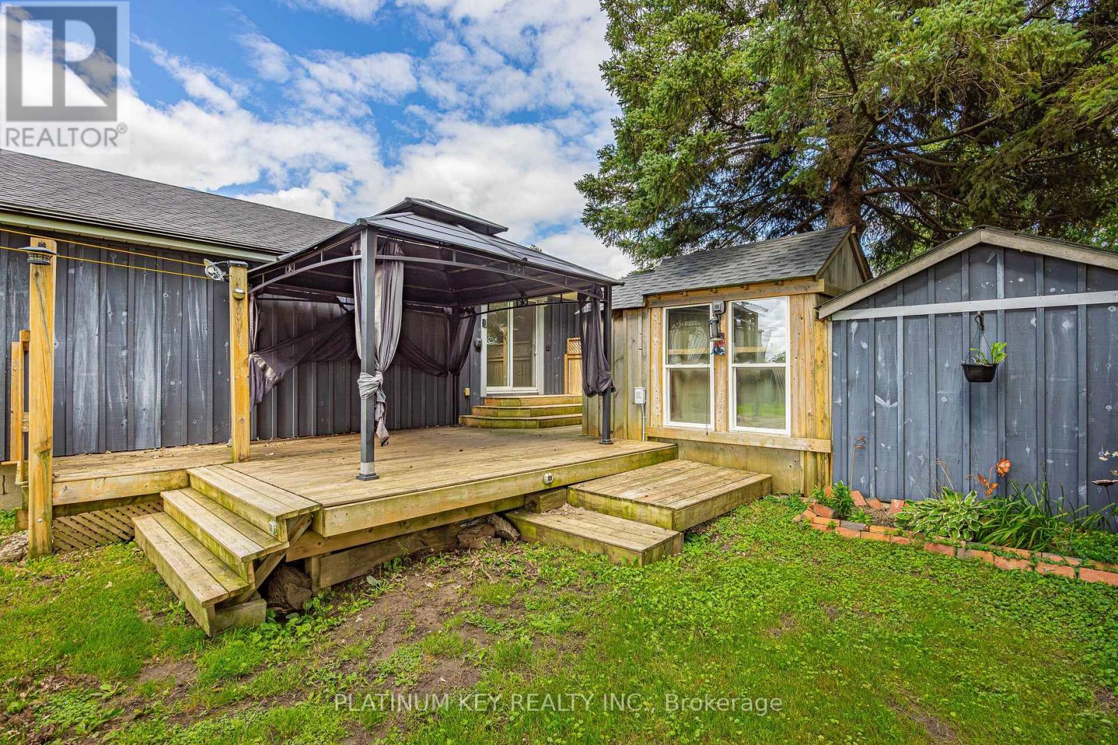 2731 Longwoods Road, Southwest Middlesex, Ontario  N0L 2N0 - Photo 9 - X13788660