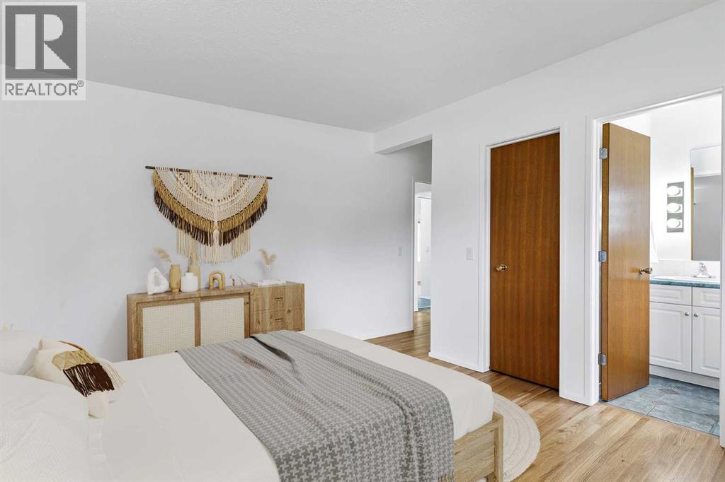 3324 Copithorne Road Nw, Calgary, Alberta  T2L 0L3 - Photo 14 - A2341927
