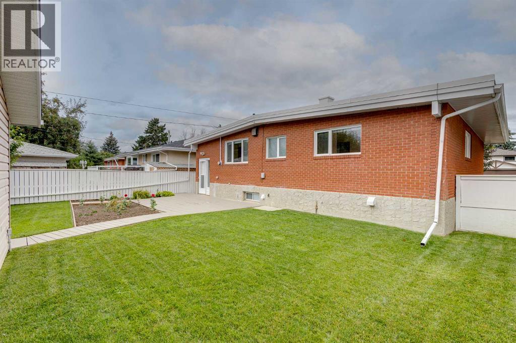 3324 Copithorne Road Nw, Calgary, Alberta  T2L 0L3 - Photo 41 - A2341927