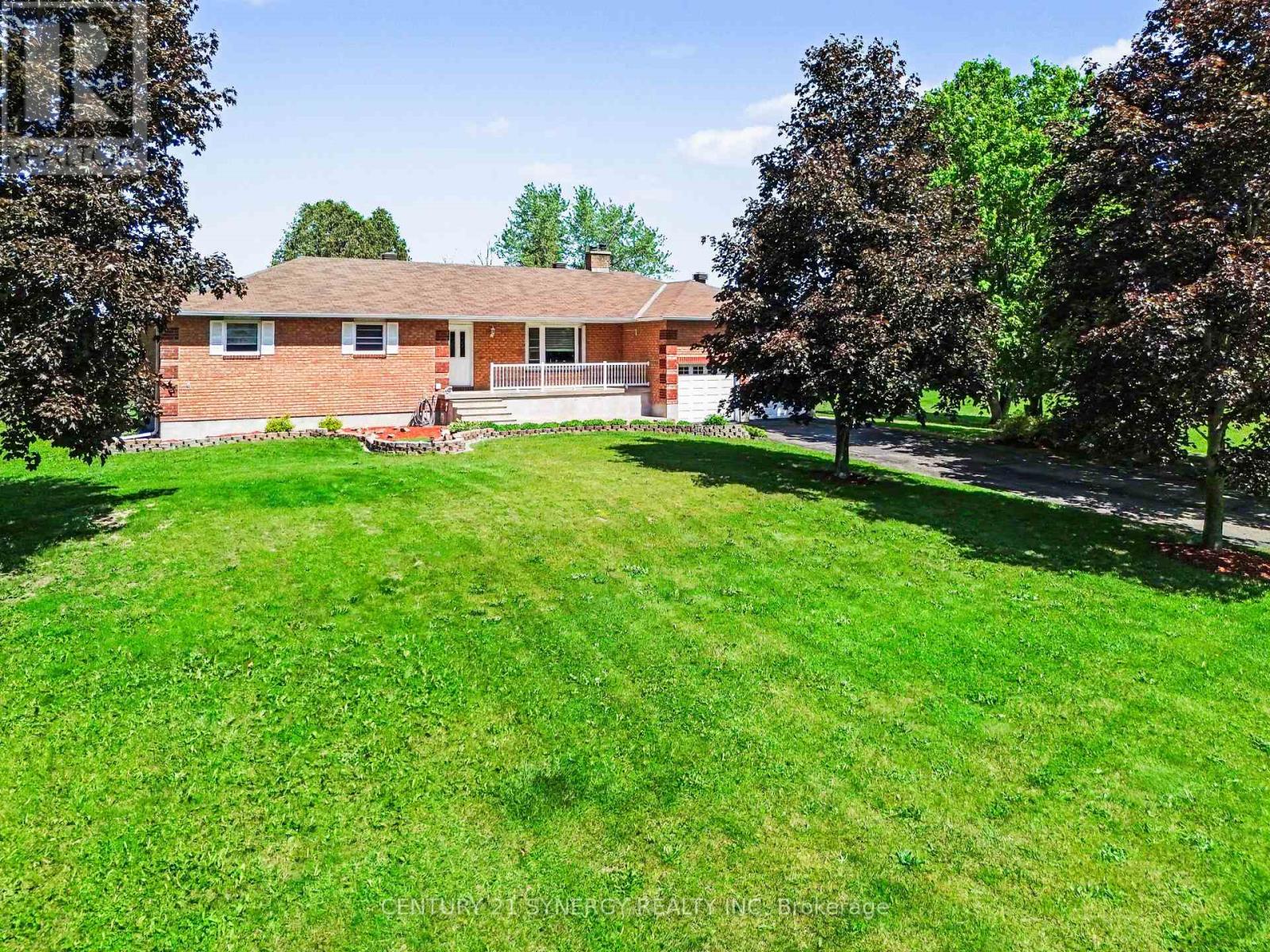870 Kitley Line 3 Road, Elizabethtown-Kitley, Ontario  K0G 1G0 - Photo 4 - X13788640