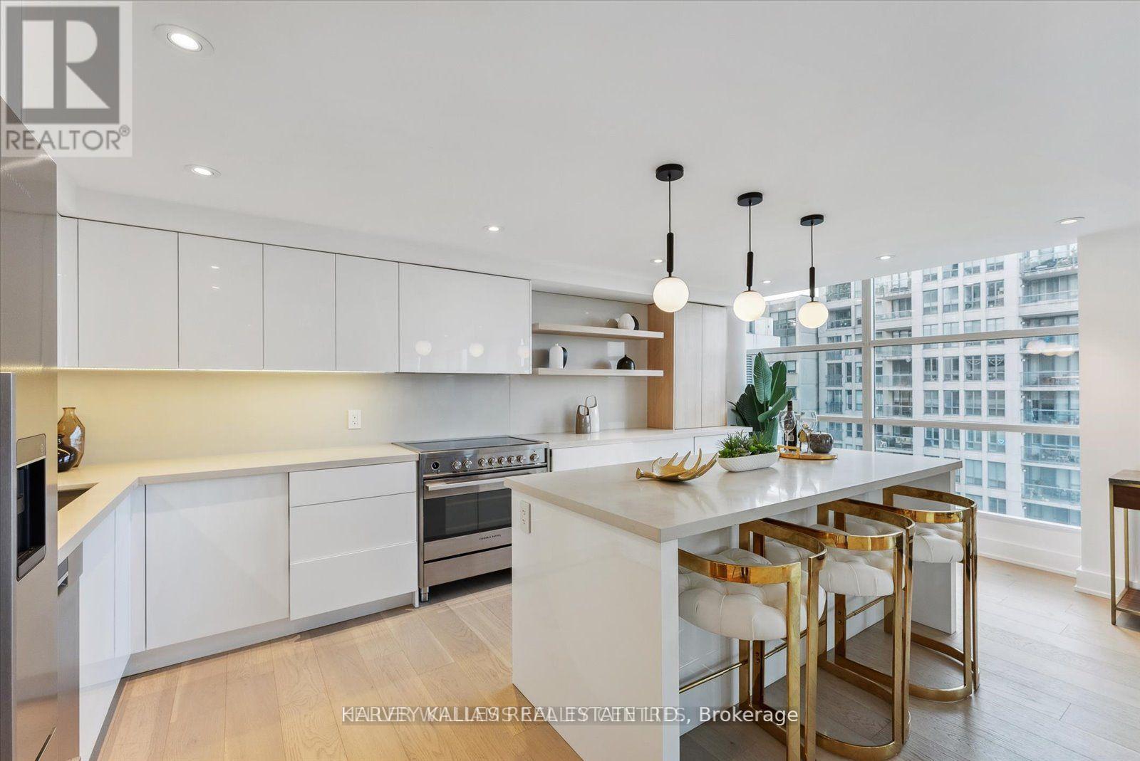 Ph03 - 409 Bloor Street W, Toronto, Ontario M4W 1H7 - Photo 13 - C13788596