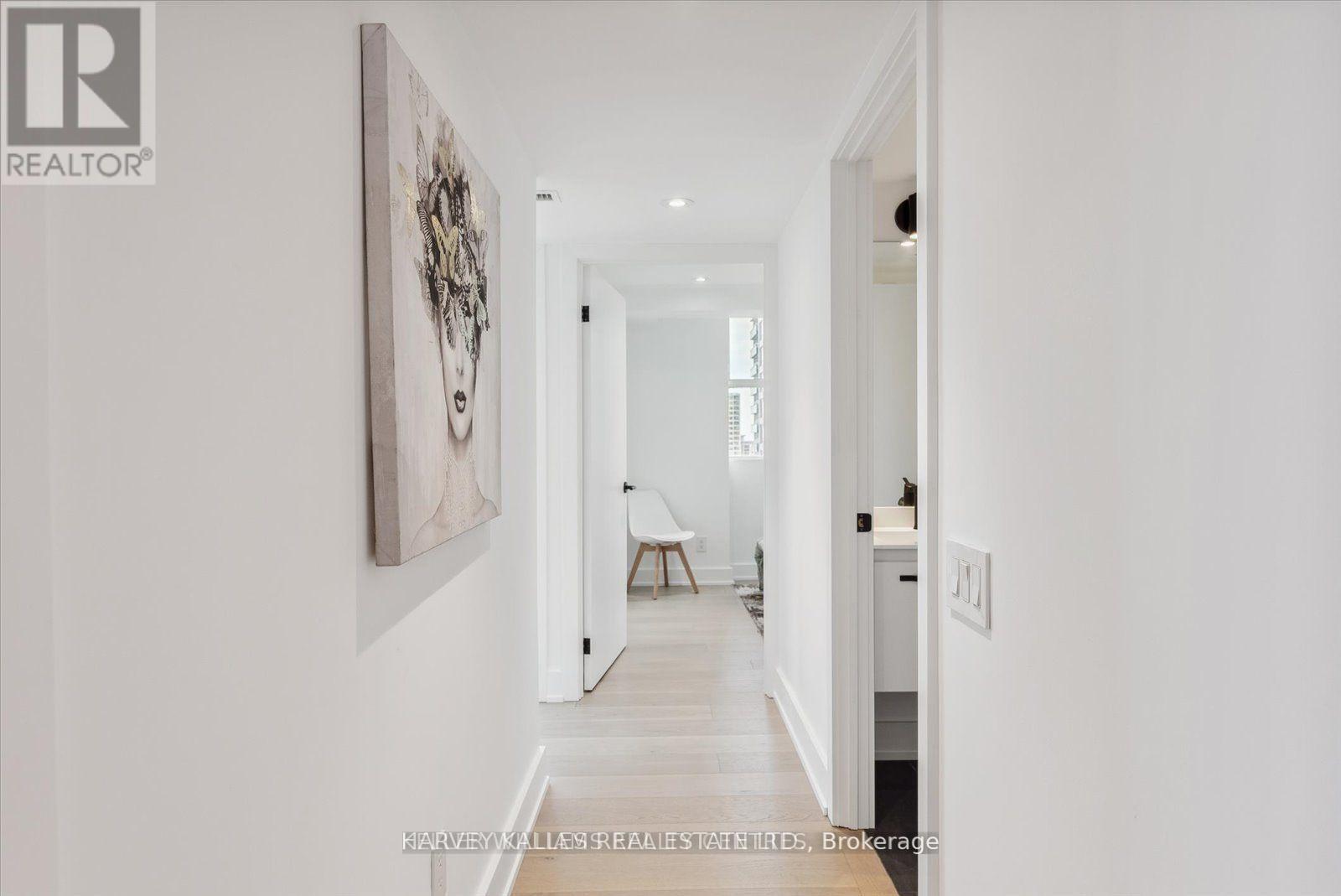 Ph03 - 409 Bloor Street W, Toronto, Ontario M4W 1H7 - Photo 23 - C13788596