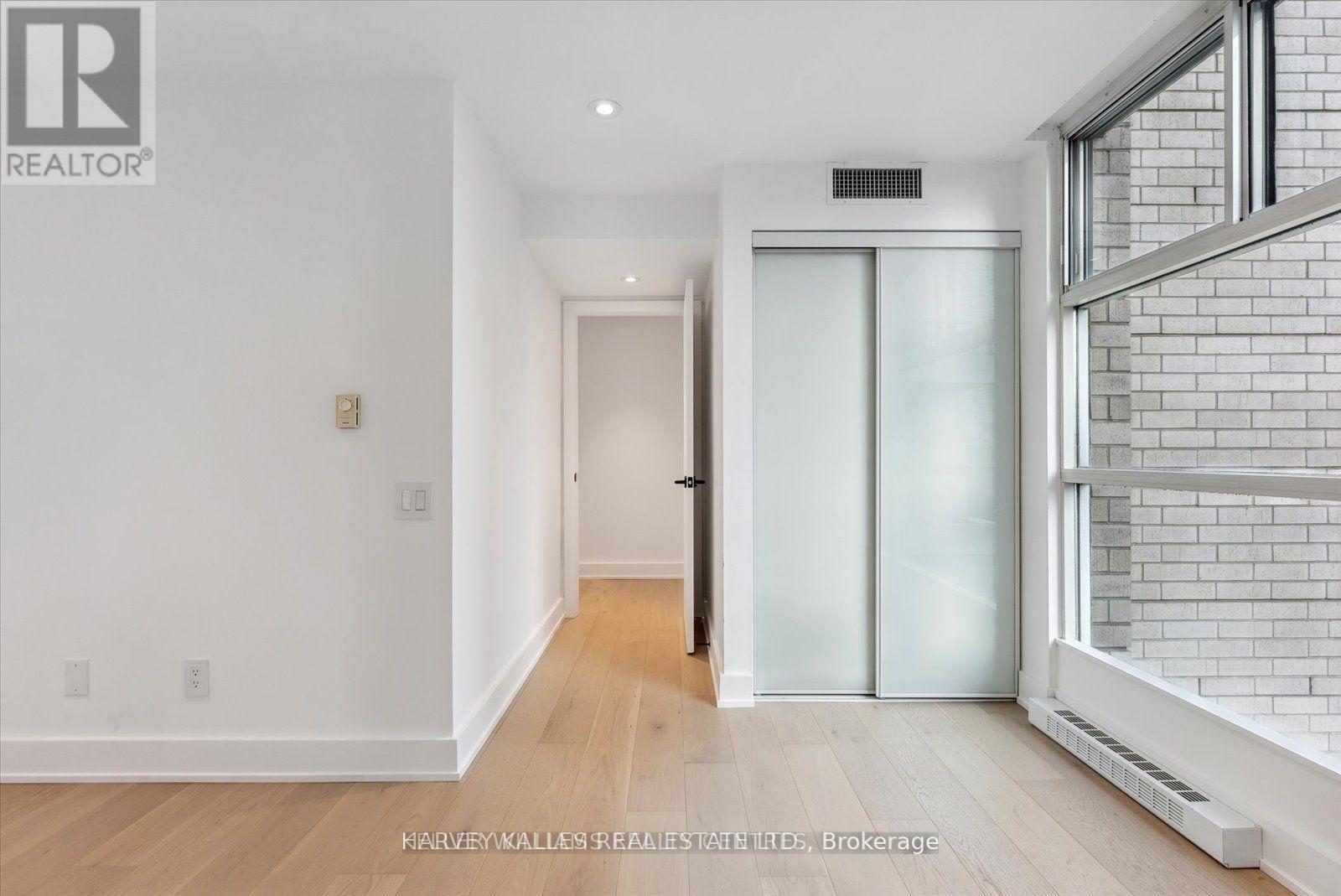 Ph03 - 409 Bloor Street W, Toronto, Ontario M4W 1H7 - Photo 31 - C13788596