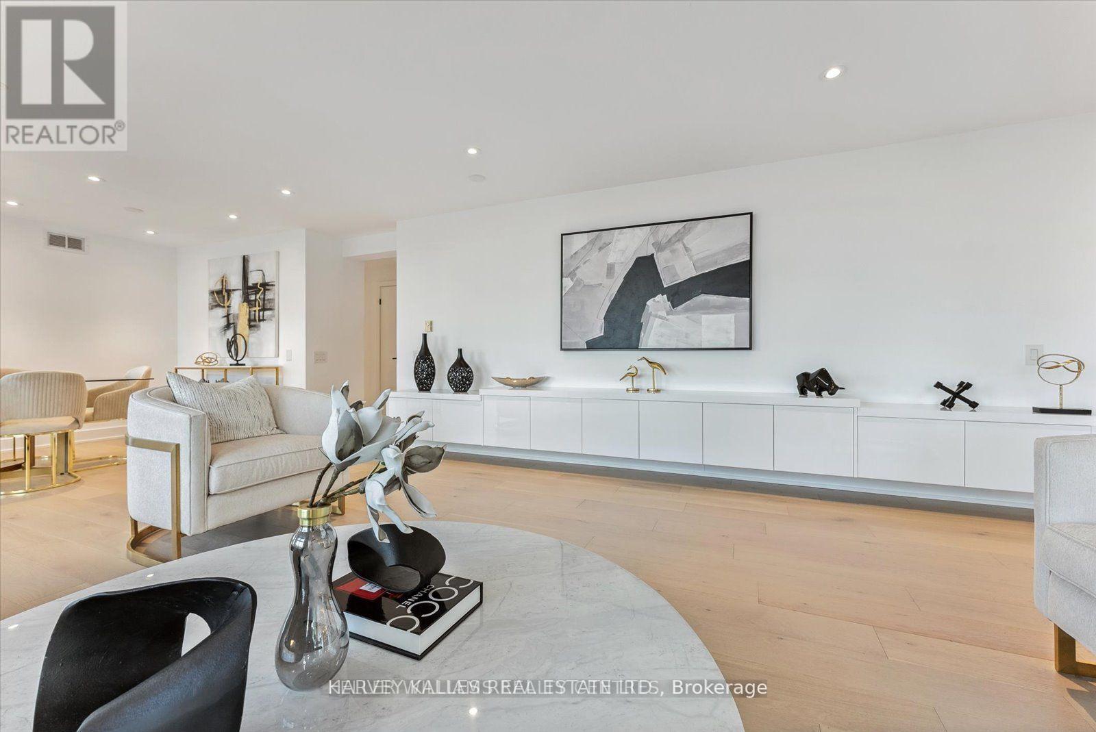 Ph03 - 409 Bloor Street W, Toronto, Ontario M4W 1H7 - Photo 6 - C13788596