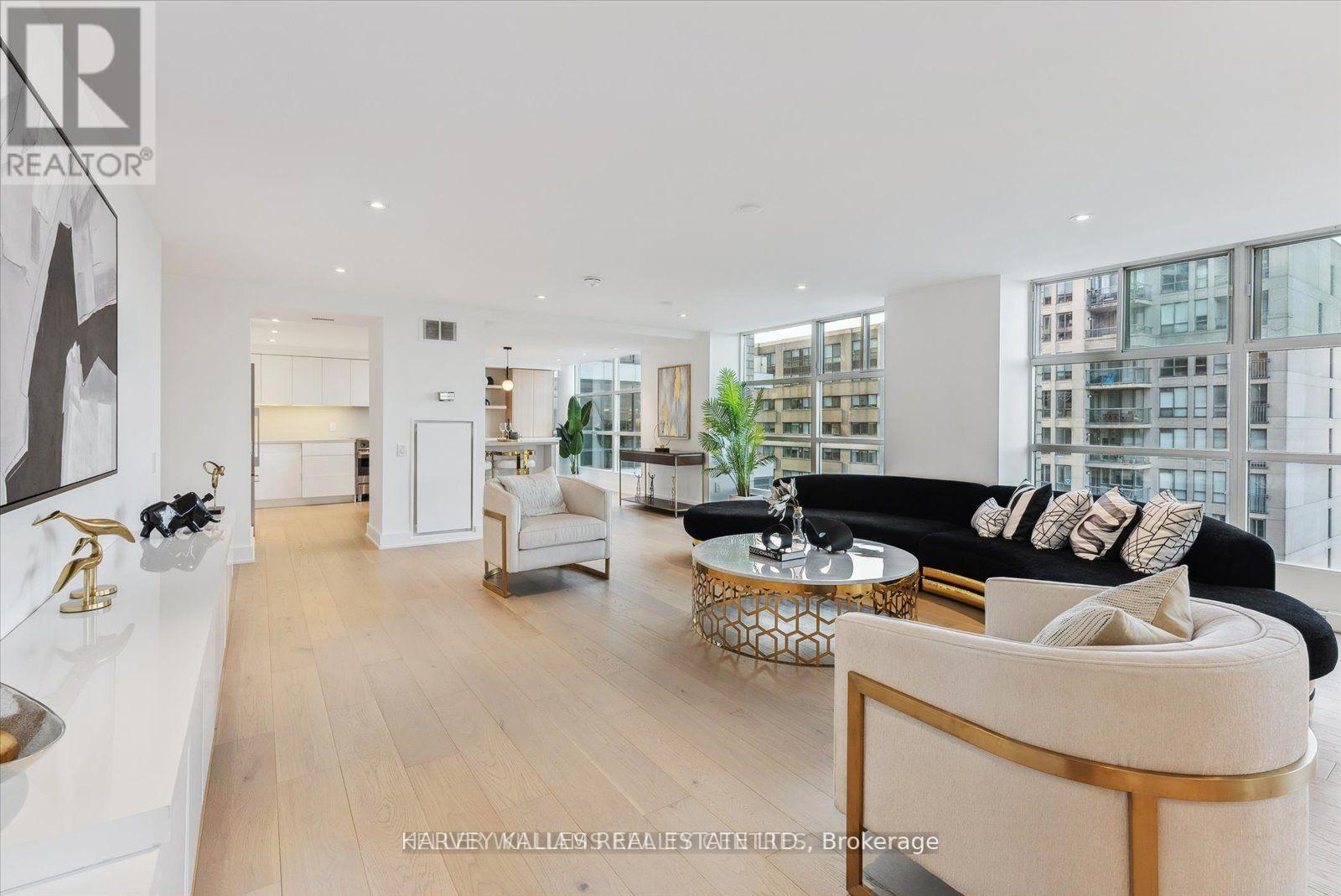 Ph03 - 409 Bloor Street W, Toronto, Ontario M4W 1H7 - Photo 7 - C13788596