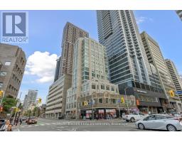 PH03 - 409 BLOOR STREET W, Toronto, Ontario