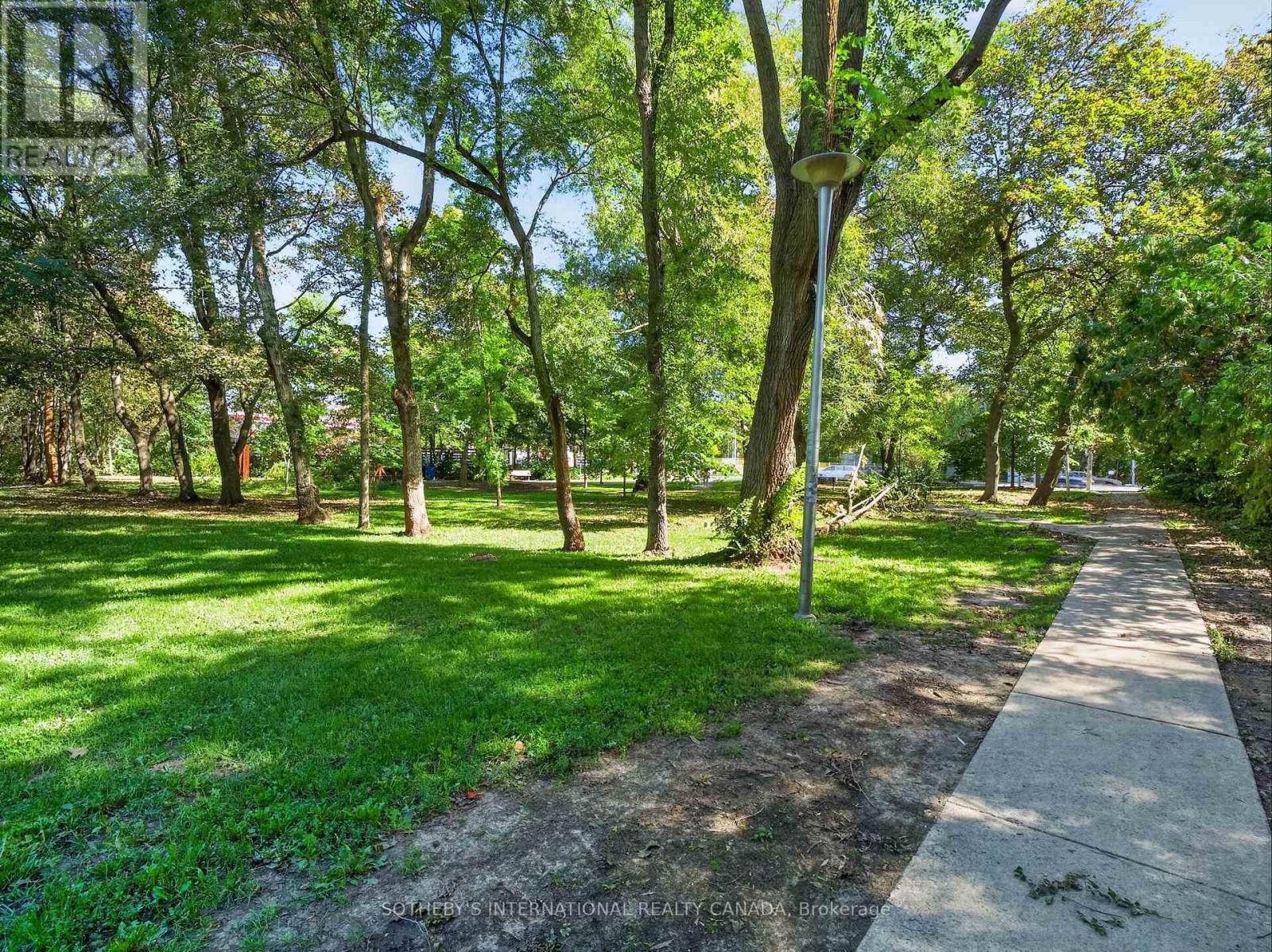 861 Avenue Road, Toronto, Ontario  M5P 2K4 - Photo 11 - C13788598