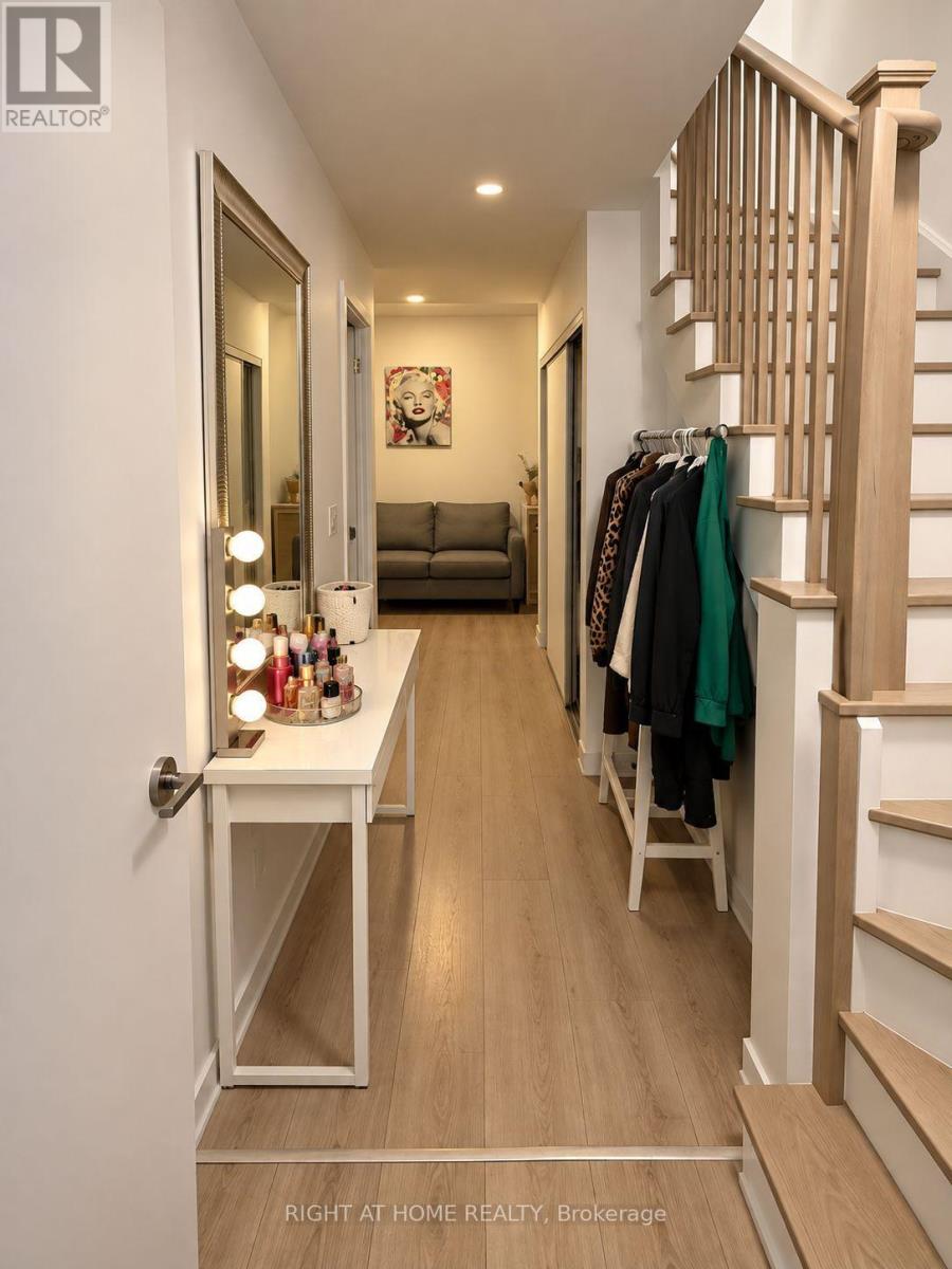 Th09 - 264 Finch Avenue E, Toronto, Ontario  M2N 0L3 - Photo 14 - C13788630