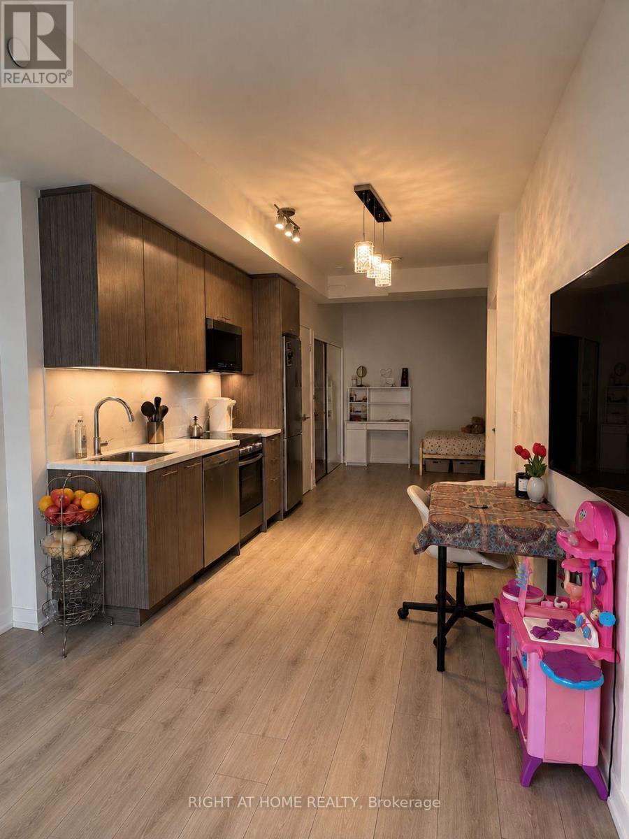 Th09 - 264 Finch Avenue E, Toronto, Ontario  M2N 0L3 - Photo 4 - C13788630
