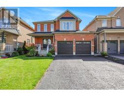 30 BOLSTER LANE, Uxbridge, Ontario