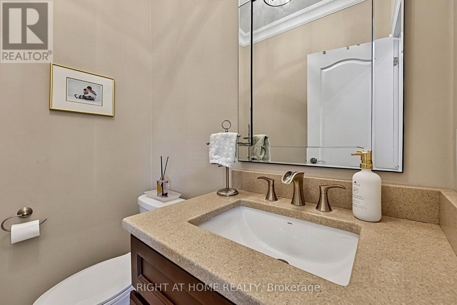 6 Boville Court, Oro-Medonte (Horseshoe Valley), Ontario  L0L 2L0 - Photo 6 - S13788624