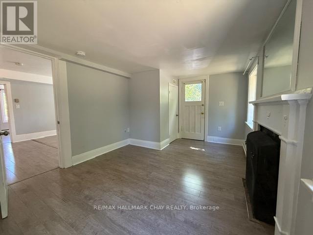 70 High Street, Barrie (Queen's Park), Ontario  L4N 1W4 - Photo 11 - S13788652