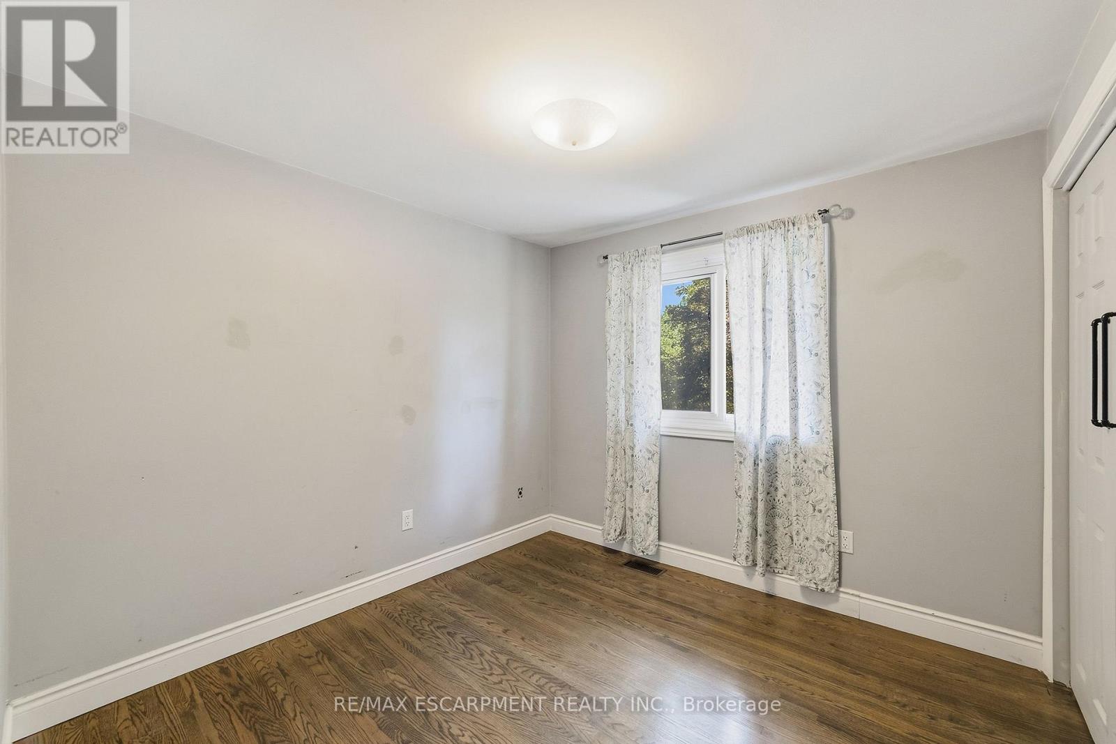 205 Sunnyridge Road, Hamilton, Ontario  L0R 1R0 - Photo 17 - X13788626