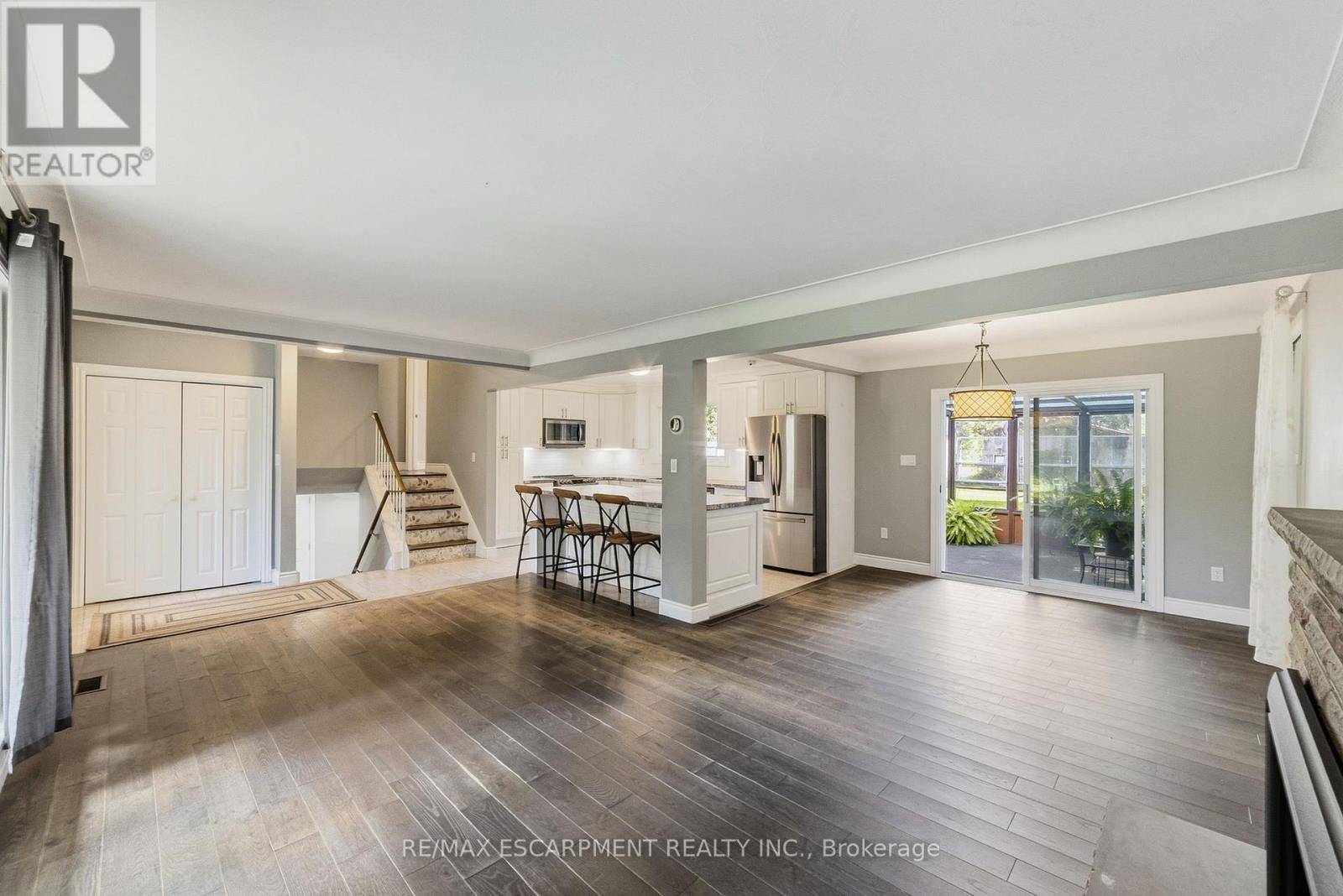 205 Sunnyridge Road, Hamilton, Ontario  L0R 1R0 - Photo 8 - X13788626
