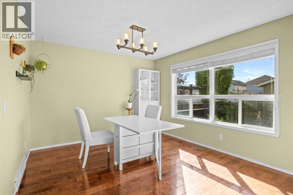 101 Bridlewood Manor Sw, Calgary, Alberta  T2Y 3T5 - Photo 11 - A2342151