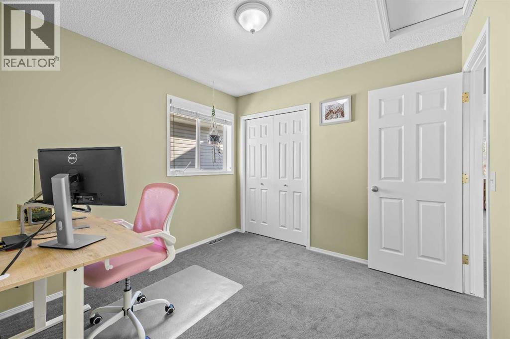 101 Bridlewood Manor Sw, Calgary, Alberta  T2Y 3T5 - Photo 26 - A2342151