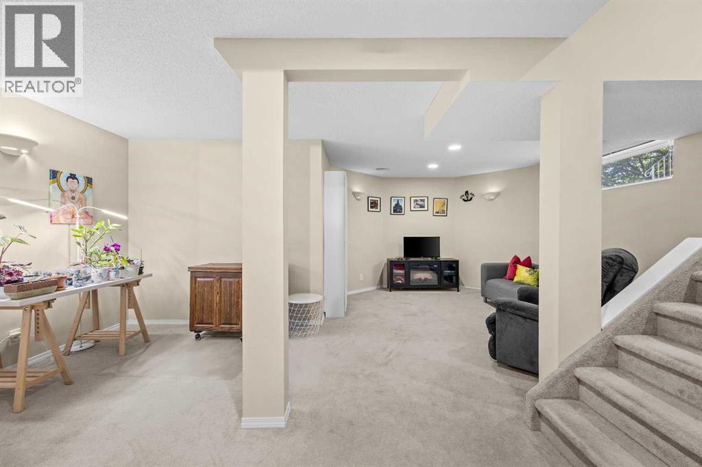 101 Bridlewood Manor Sw, Calgary, Alberta  T2Y 3T5 - Photo 27 - A2342151