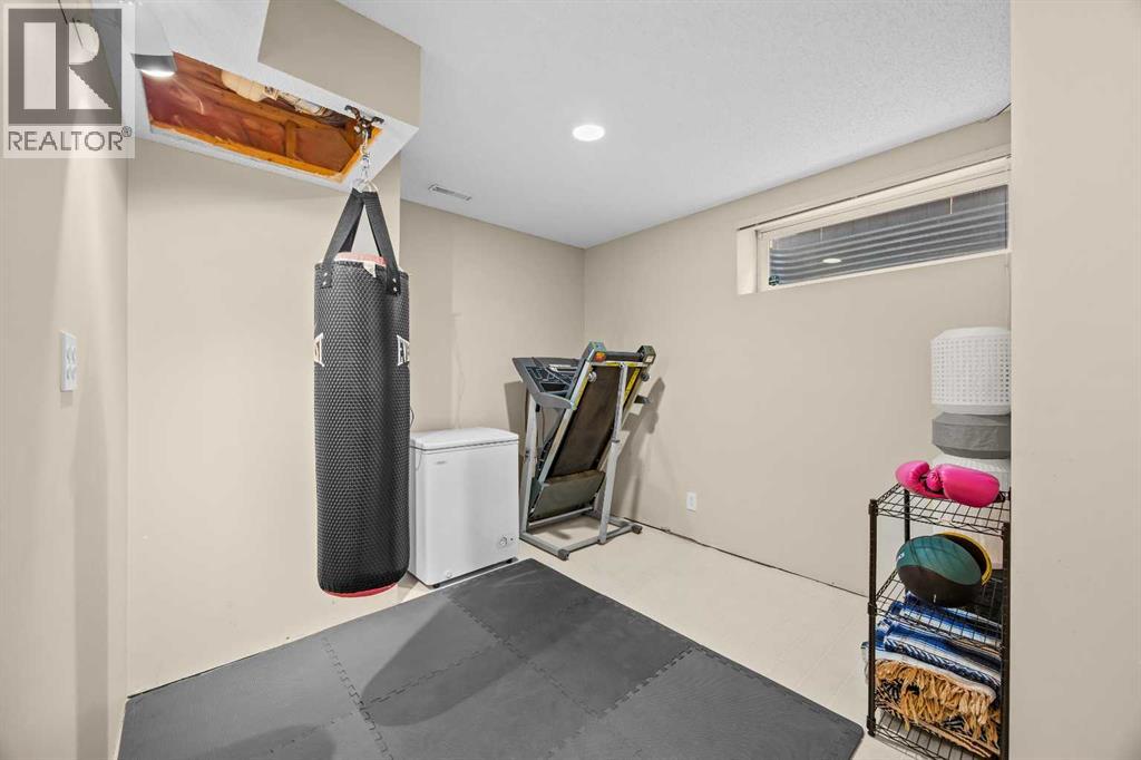 101 Bridlewood Manor Sw, Calgary, Alberta  T2Y 3T5 - Photo 32 - A2342151