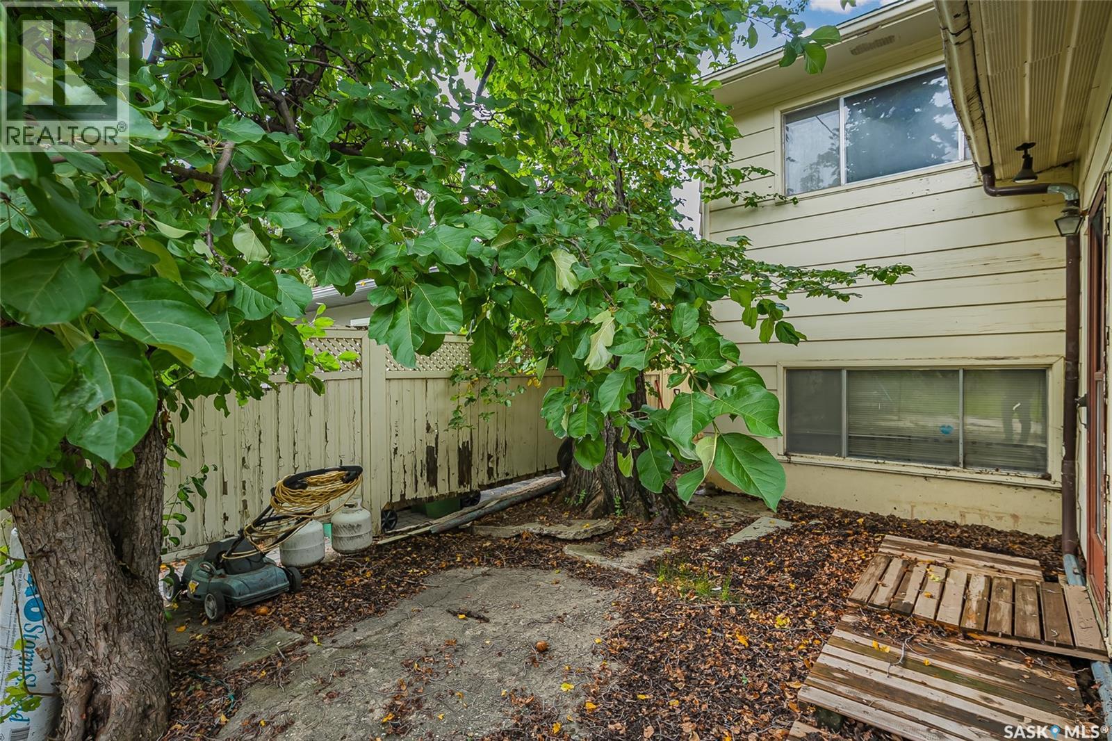 509 Lake Crescent, Saskatoon, Saskatchewan  S7H 3A3 - Photo 8 - SK048589