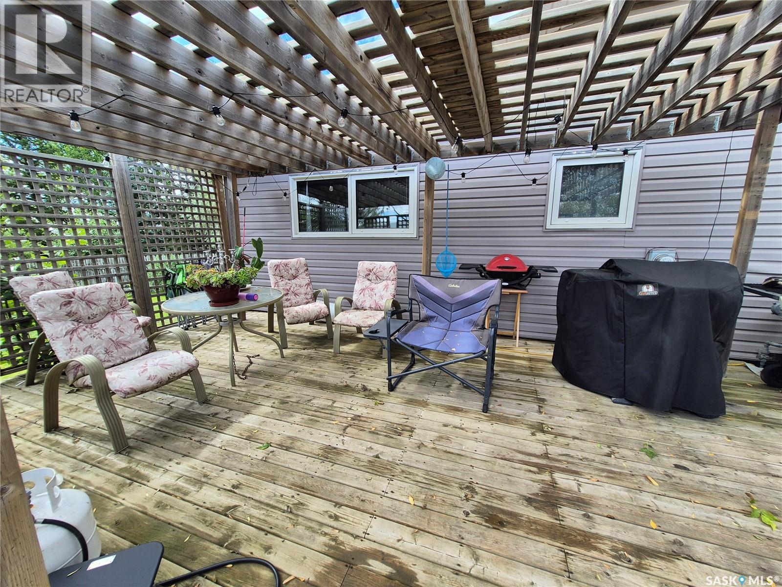 32 Metheral Bay, Weyburn, Saskatchewan  S4H 2M6 - Photo 41 - SK048576
