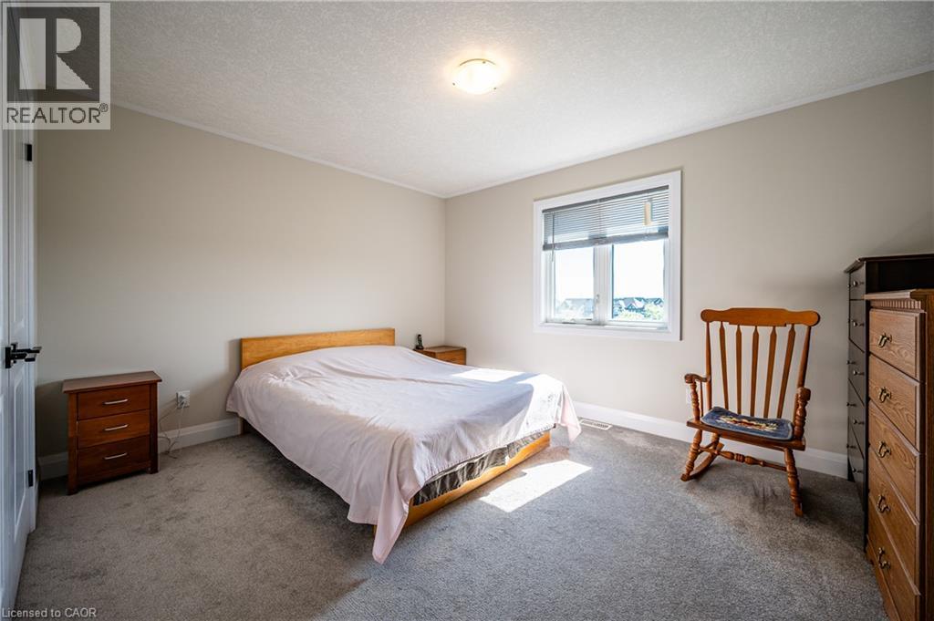 318 Chokecherry Crescent, Waterloo, Ontario  N2V 0H1 - Photo 11 - 40863628