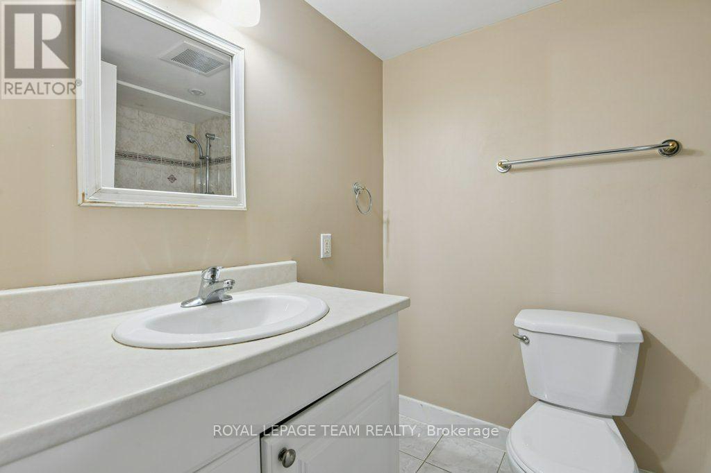 11 Elvaston Avenue, Ottawa, Ontario  K2G 3T2 - Photo 30 - X13788672