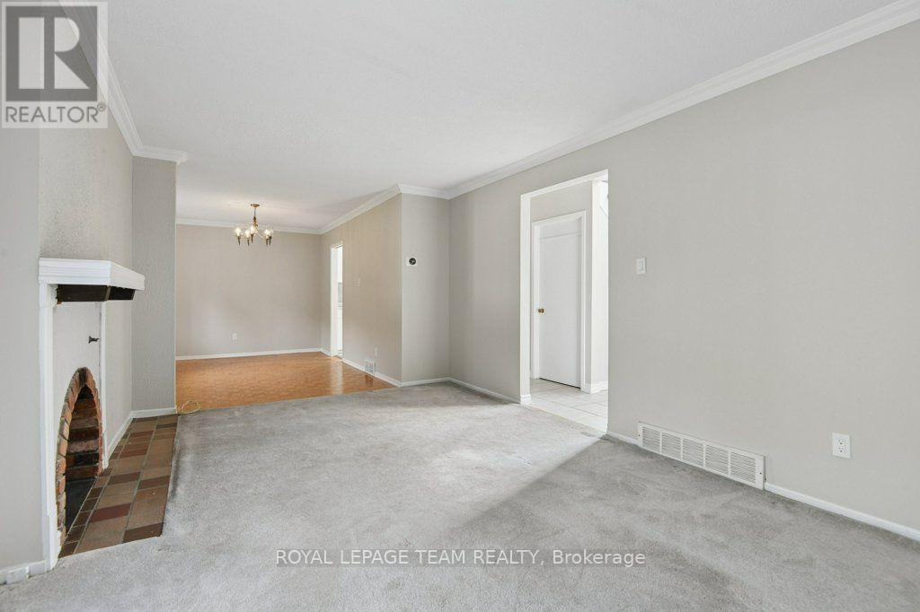 11 Elvaston Avenue, Ottawa, Ontario  K2G 3T2 - Photo 9 - X13788672