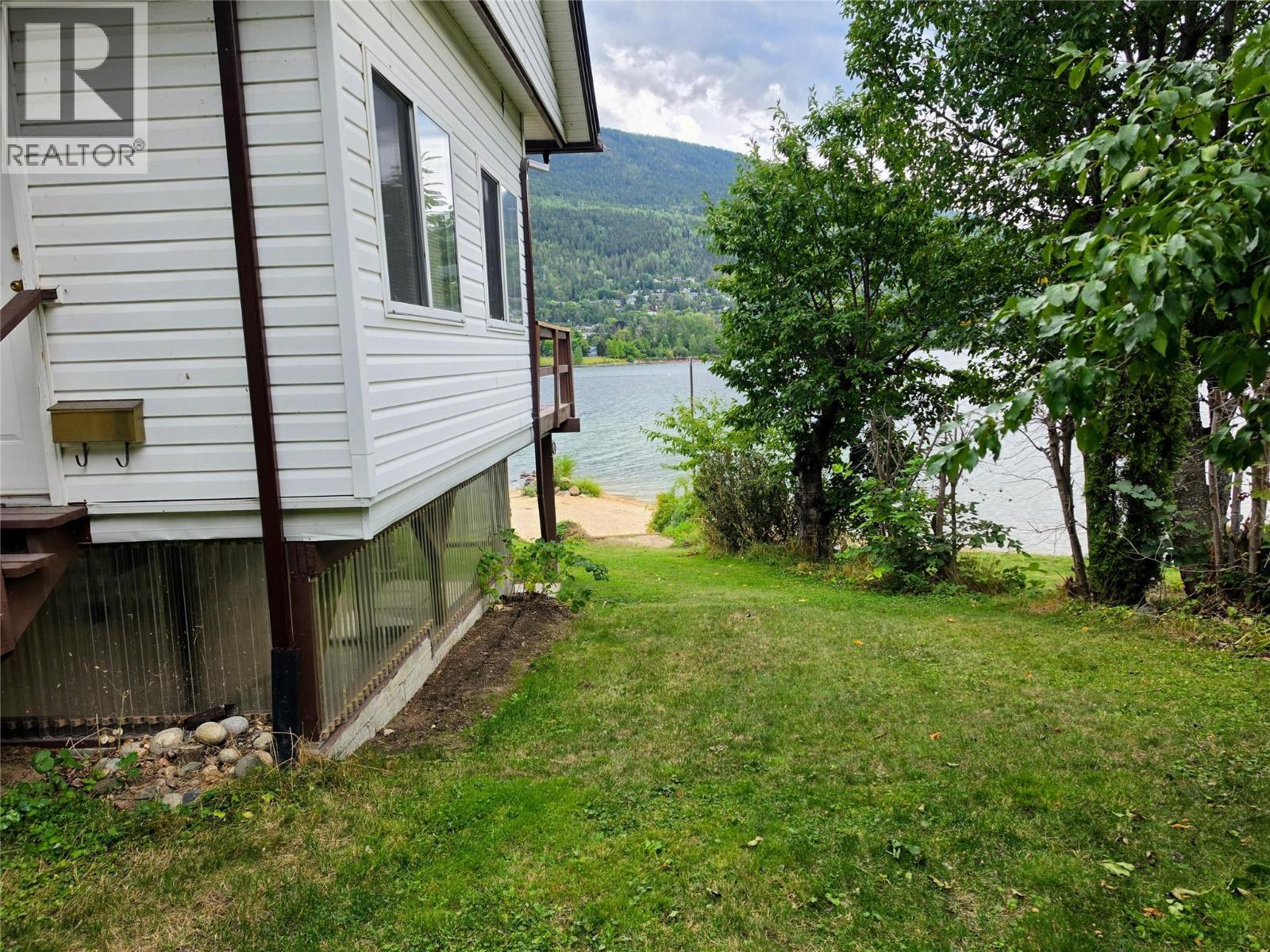 582 Valhalla Road, Nelson, British Columbia  V1L 6M6 - Photo 40 - 10400697