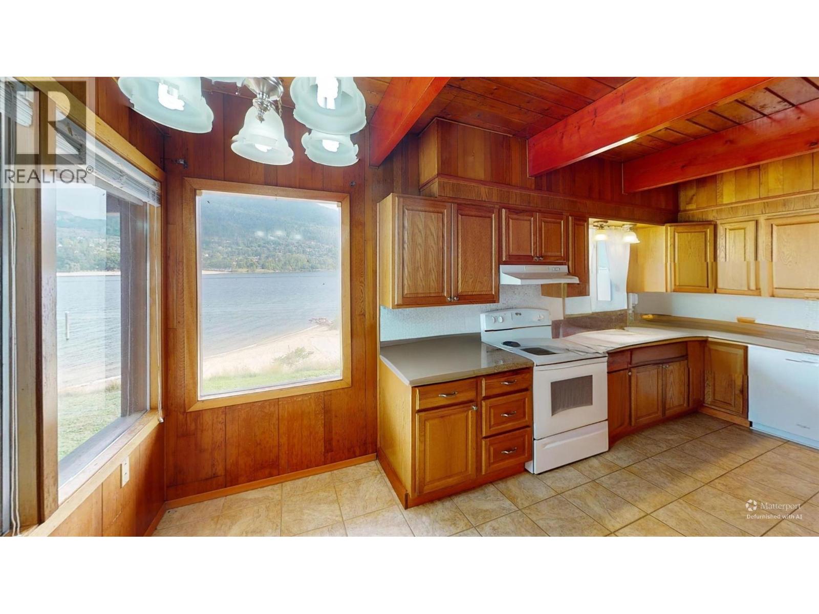 582 Valhalla Road, Nelson, British Columbia  V1L 6M6 - Photo 12 - 10400697