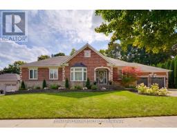 71 WILLOW FARM LANE, Aurora, Ontario